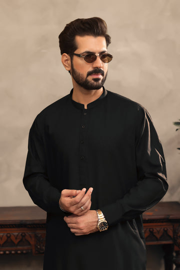 Signature Black – Soft Cotton Shalwar Kameez