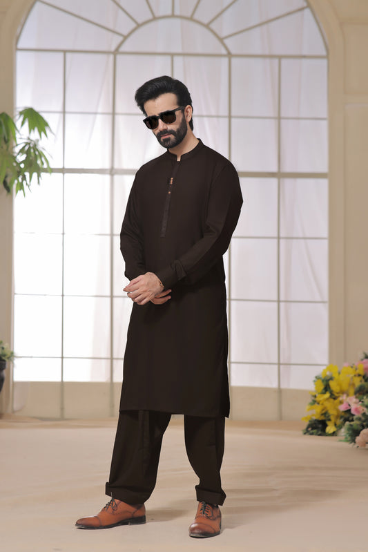 BRAWN BUTTON EMBIODERY AJ # 2025